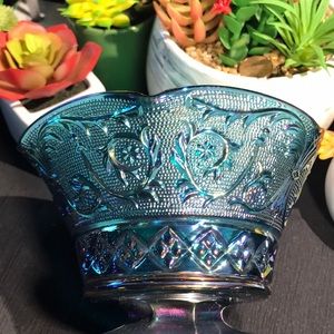 RARE VTG Blue Iridescent ￼Carnival Glass Scalloped Candy Dish Diamond Pattern
